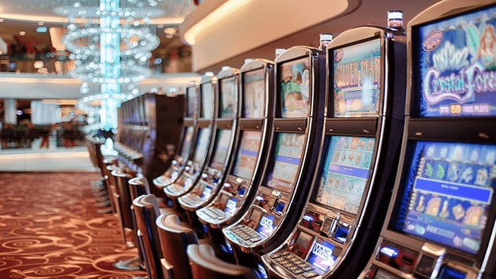 Fitur live casino dalam aplikasi dax 69 menampilkan permainan baccarat dengan kamera langsung